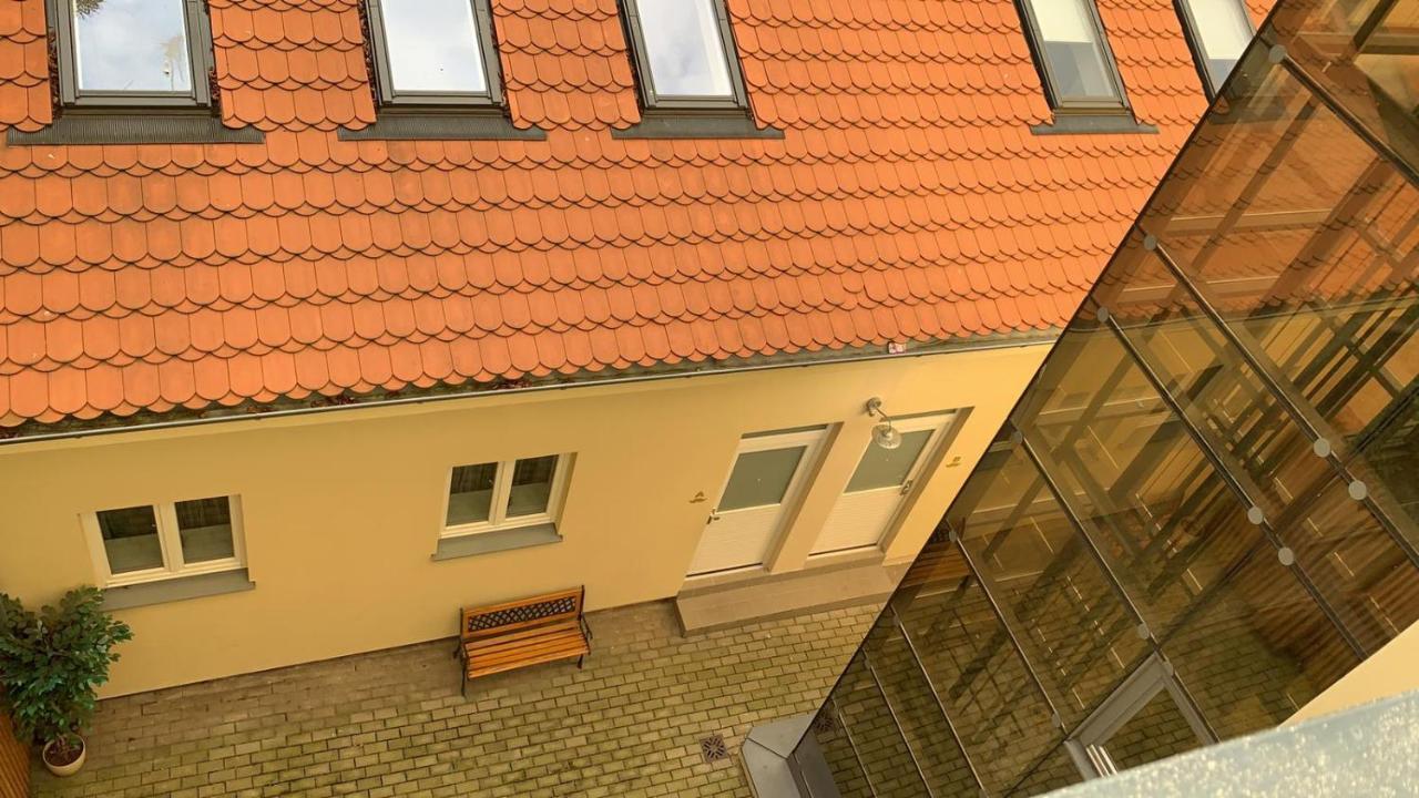 Little Tom Apartments Praag Buitenkant foto